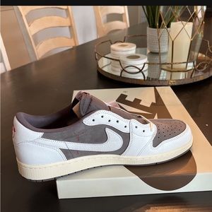 Travis Scott Reverse Mochas